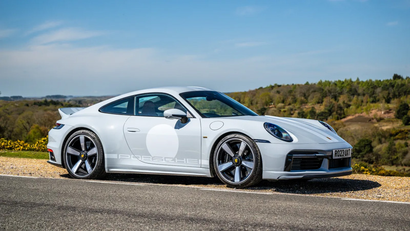 Porsche 911 Sport Classic 2023 - Đánh giá chi tiết mẫu siêu xe độc đáo